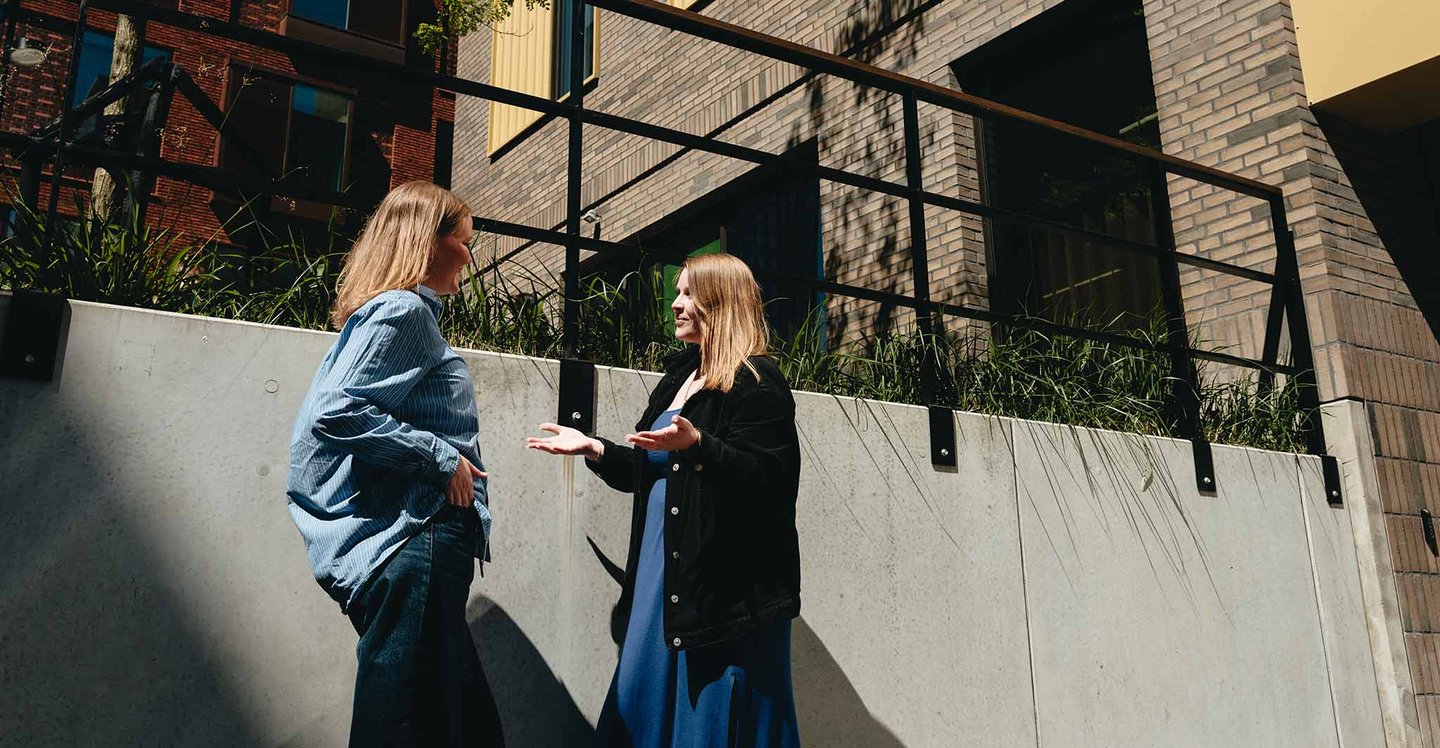 outside-coworkers-talking