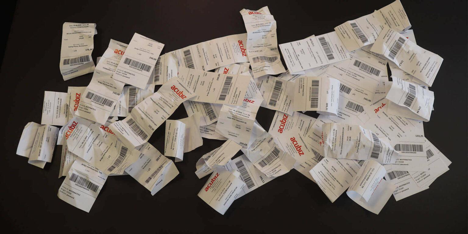 A bunch of receipts